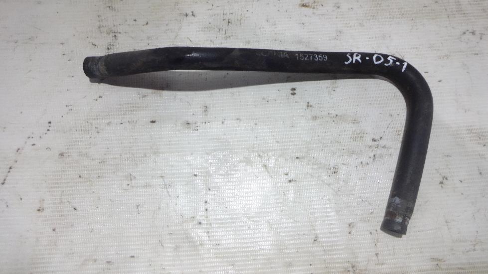 патрубок системы охлаждения б/у